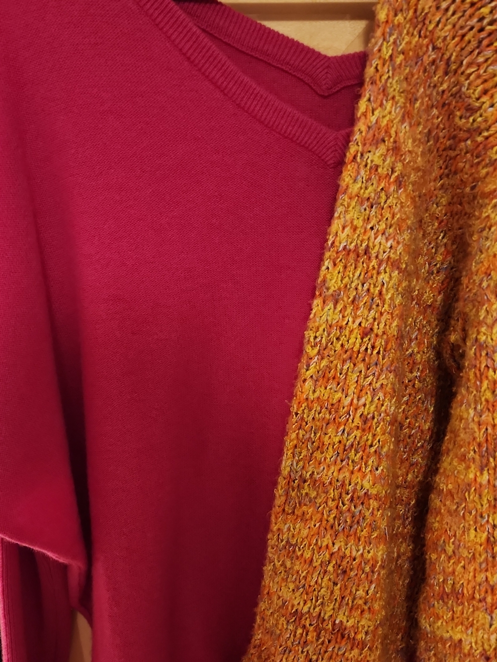 Three Nice Fall Winter Sweaters - Picture 4 of 15